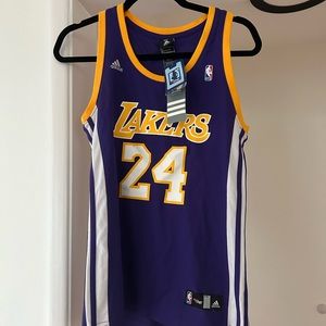 Iconic Lakers Kobe Bryant jersey NWT!